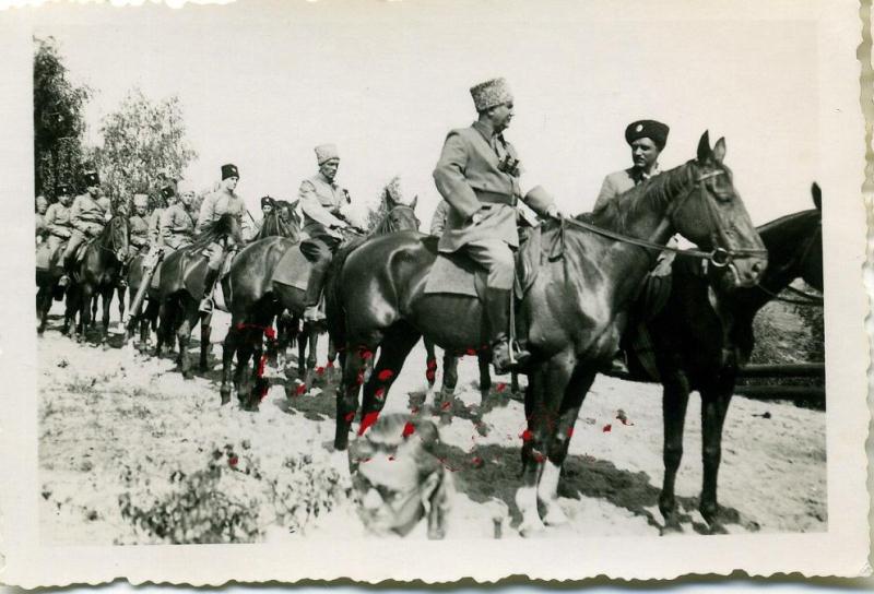 Фото казаки в берлине 1945