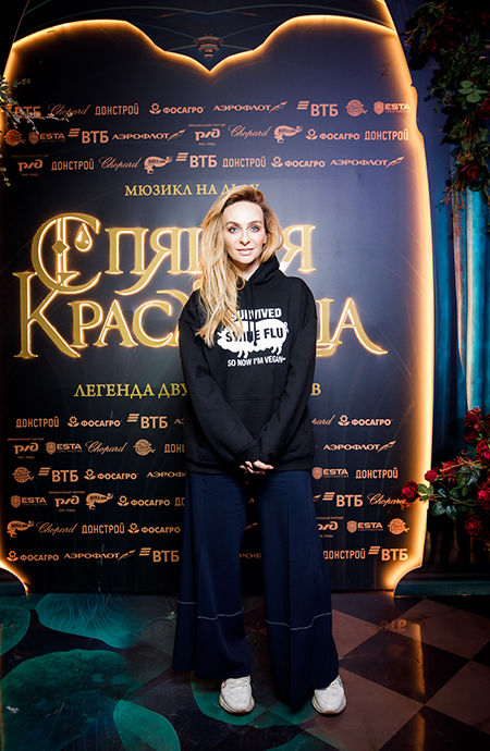 Ани Лорак, Мария Кожевникова и другие звезды с детьми на премьере шоу Татьяны Навки в Москве Ани Лорак, Мария Кожевникова и другие звезды с детьми на премьере шоу Татьяны Навки в Москве Звезды,Новости о звездах