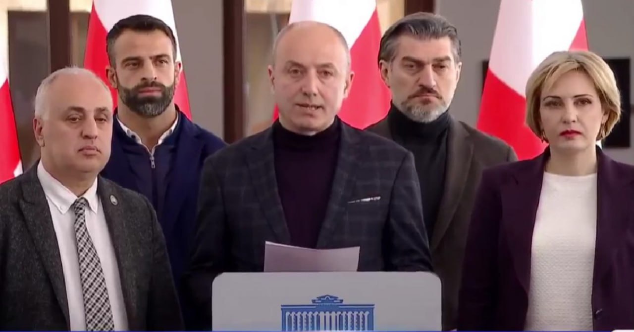 В Грузии готовят новогодний подарок саакашистам – закон об иноагентах В Грузии готовят новогодний подарок саакашистам – закон об иноагентах геополитика