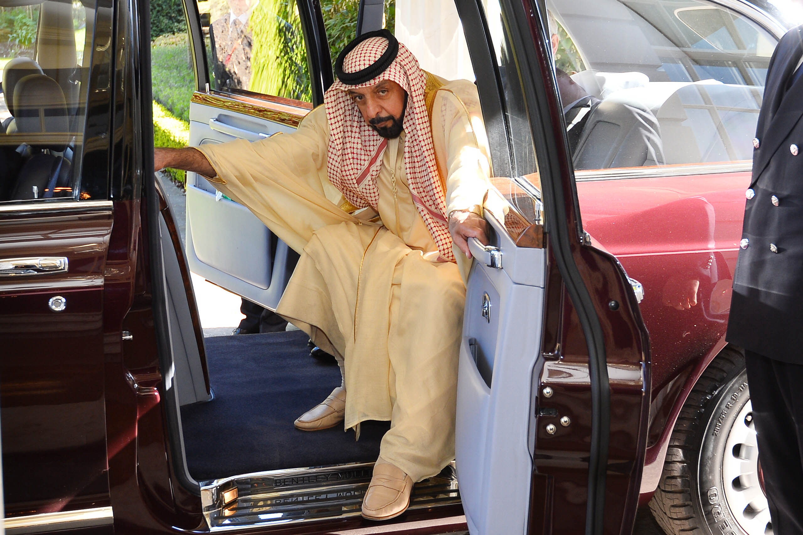 Как живут арабские. Шейх Халифа. Смерть президента ОАЭ 2022. Халифа ибн Зайд Аль-Нахайян.