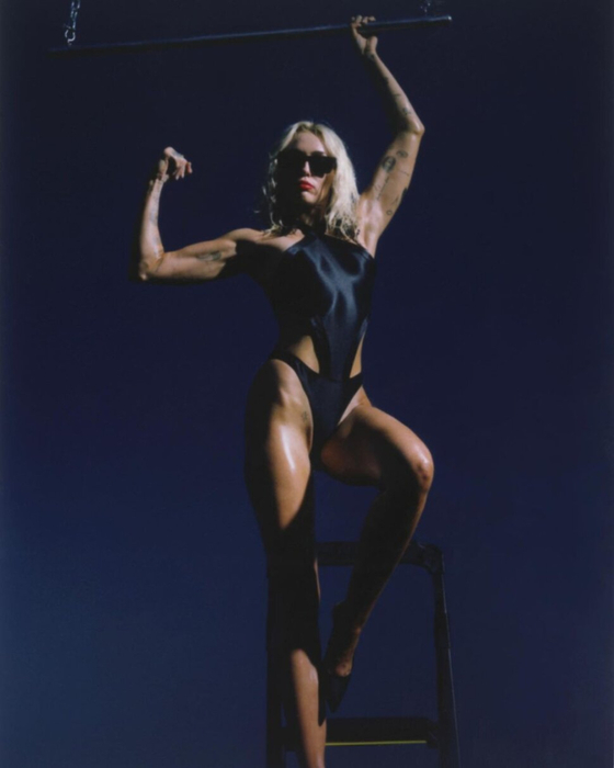 285da67c431b6ecb79f1ff25391c3f44 (560x700, 148Kb)