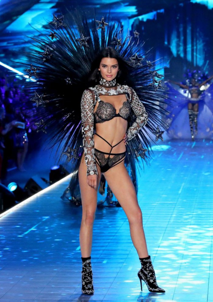 Victoria's Secret Fashion Show 2018 в Нью-Йорке victoria's secret, нью-йорк