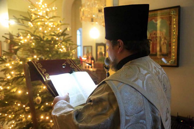 В канун праздника Богоявления епископ Серафим совершил всенощное бдение в Никольском кафедральном соборе г. Бобруйска.