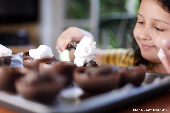 Вазочки из шоколада для сладких десертов Вазочки из шоколада для сладких десертов мастер класс