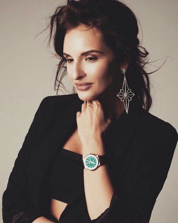 Звезда сериала «Полицейский с Рублёвки» Софья Каштанова во всем своем великолепии Звезда сериала «Полицейский с Рублёвки» Софья Каштанова во всем своем великолепии девушки,знаменитости,кино,киноактеры,отечественные фильмы,сериалы,художественное кино