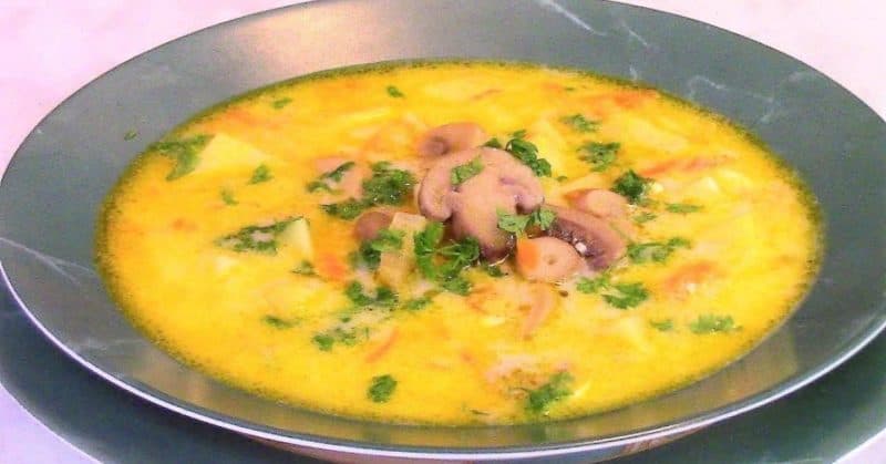 Суп-пюре с баклажанами томатом и чечевицей. Очень сытное первое блюда 16