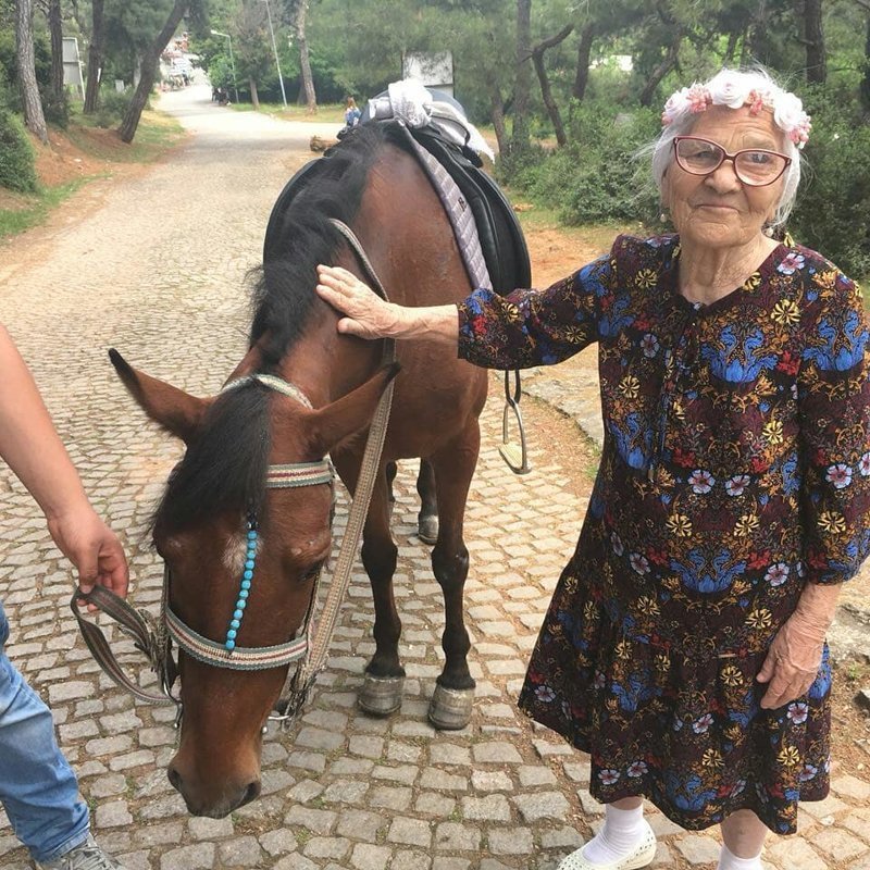 Ей нравится открывать для себя новые культуры Лена Ершова, бабушка, в мире, люди, пенсионер, пенсия, путешествие