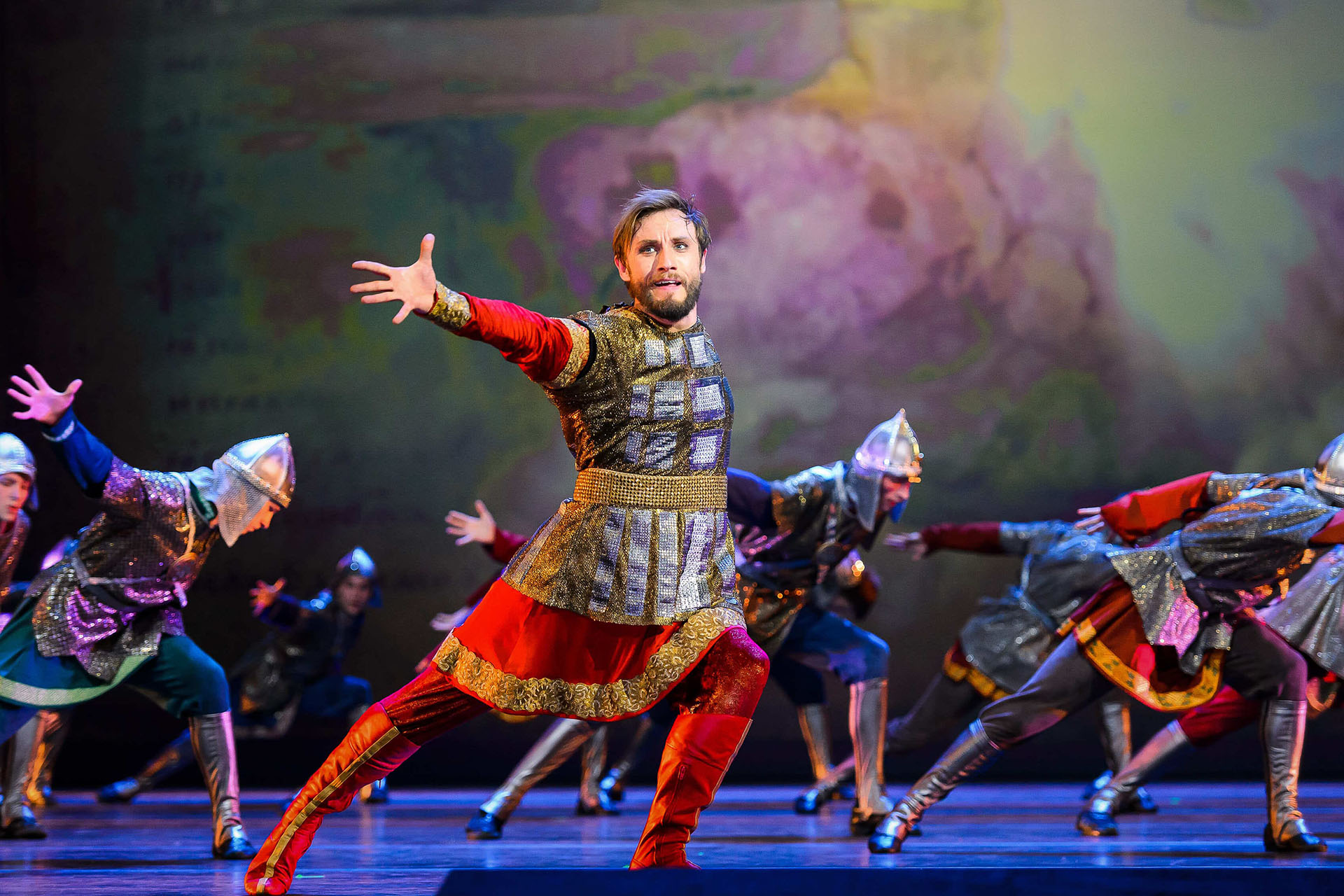 Сцена из спектакля «Князь Владимир»