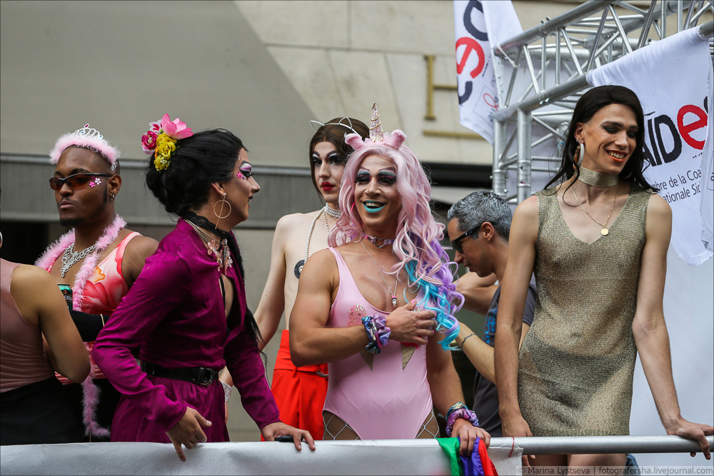 Nyc transvestite parties