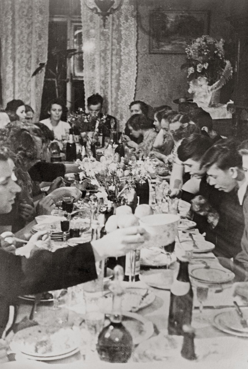 Ленинградские свадьбы: с 1955 по 1989 гг Ленинградские свадьбы: с 1955 по 1989 гг Дальние дали