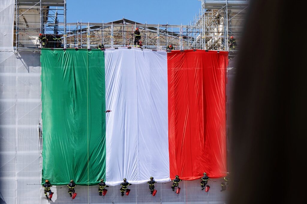 Италия отказалась исполнять ордер на «арест» Путина