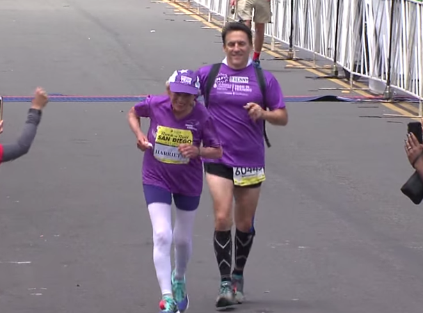 92-летняя американка пробежала марафон