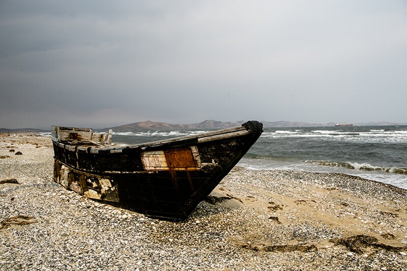Почему у берегов России появилось кладбище северокорейских кораблей
