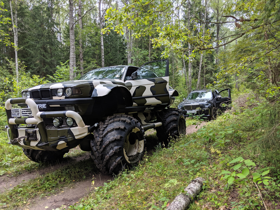 BMW Valkyrie: русско-немецкий бигфут за 3 миллиона автомобили,автомобиль,машины,тюнинг