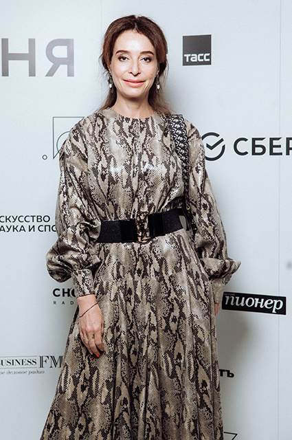 Dress Code. В Москве после реконструкции открылся Театр на Бронной. Среди гостей — Ксения Собчак, Людмила Нарусова, Светлана Бондарчук Dress Code. В Москве после реконструкции открылся Театр на Бронной. Среди гостей — Ксения Собчак, Людмила Нарусова, Светлана Бондарчук Светская жизнь