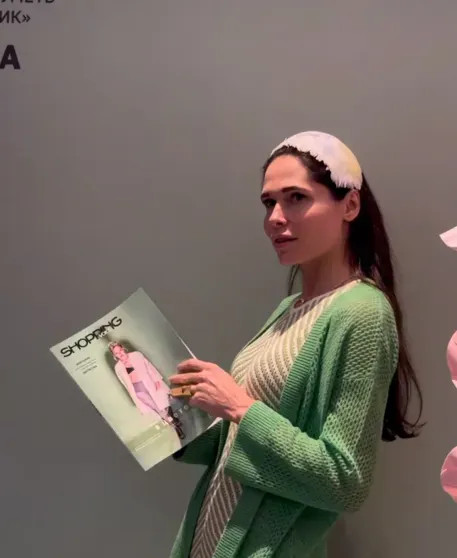 Полина Аскери, Нино Нинидзе, Люся Чеботина и Мария Миногарова поддержали Викторию Шелягову на презентации журнала Виктория, Шелягова, гостей, видео, также, Миногарова, другие, присутствовали, Андрей, Москве, котором, Газманов, женой, Мариной, Екатерина, Земская, прошлом, собирала, Масленицу, Малахов