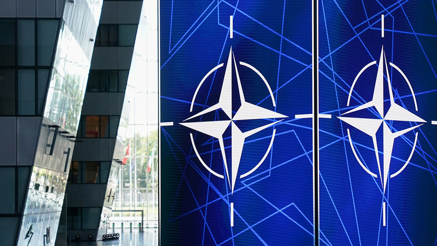 В НАТО заявили о перехвате над Балтикой самолетов России