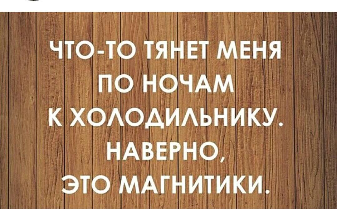Ð¡Ð¸Ð´Ð¸Ñ Ð¼ÑÐ¶Ð¸Ðº Ð² ÐºÐ°ÑÐµ. ÐÐ²Ð°ÑÐ¸Ñ. ÐÐ¸Ð¼Ð¾ Ð¿ÑÐ¾ÑÐ¾Ð´Ð¸Ñ Ð¼Ð¾Ð½Ð°ÑÐºÐ°...