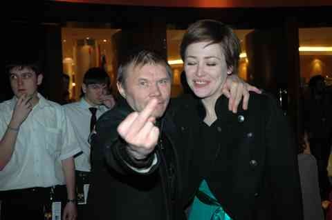 Гениальный Александр Баширов. Он нёс бред в "Ассе" и ездил на Майдан за справедливостью Гениальный Александр Баширов. Он нёс бред в "Ассе" и ездил на Майдан за справедливостью актер,Александр Баширов,кино и тв,наши звезды,фильм,шоубиz,шоубиз