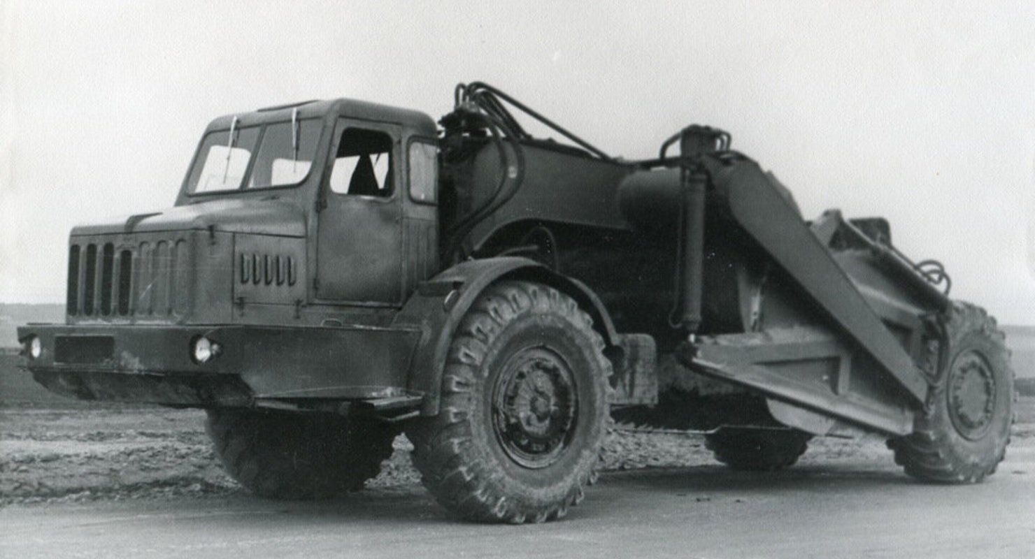 Самосвал МоАЗ-7506 против КАМАЗ «Геркулес»