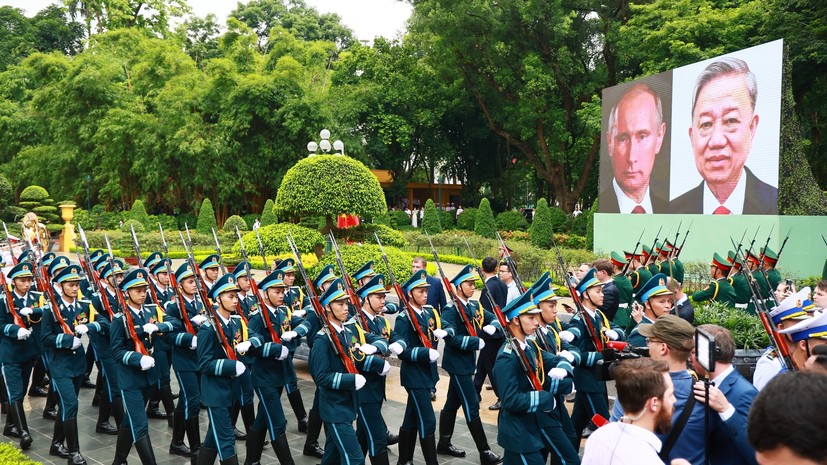 Путин пригласил главу Вьетнама на празднование 80-летия Победы в Москве