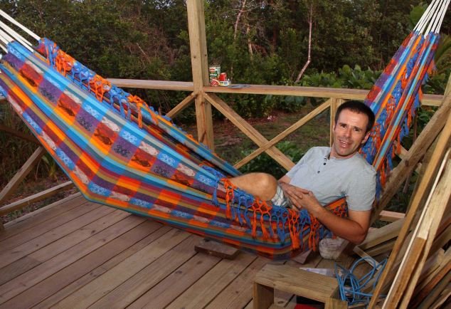 Йен Ашер, который продал свою неудачную жизнь жизненное,интересное,люди,хобби