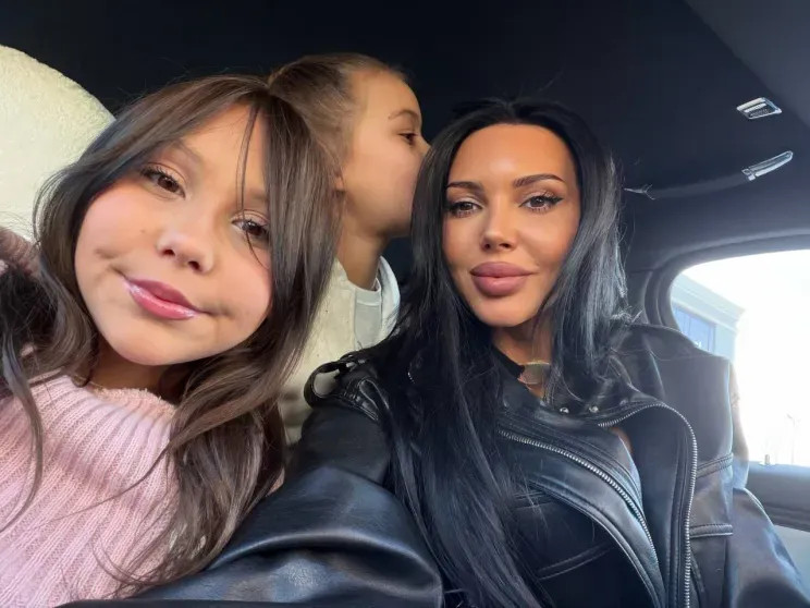 Оксана Самойлова и Джиган официально развелись после 14 лет брака Самойлова, Самойловой, Оксана, брака, Джиган, после, признании, Оксаны, Денису, расторжении, совместно, недействительным, чтобы, брачного, договора, отдала, которому, согласно, рэпер, рублей