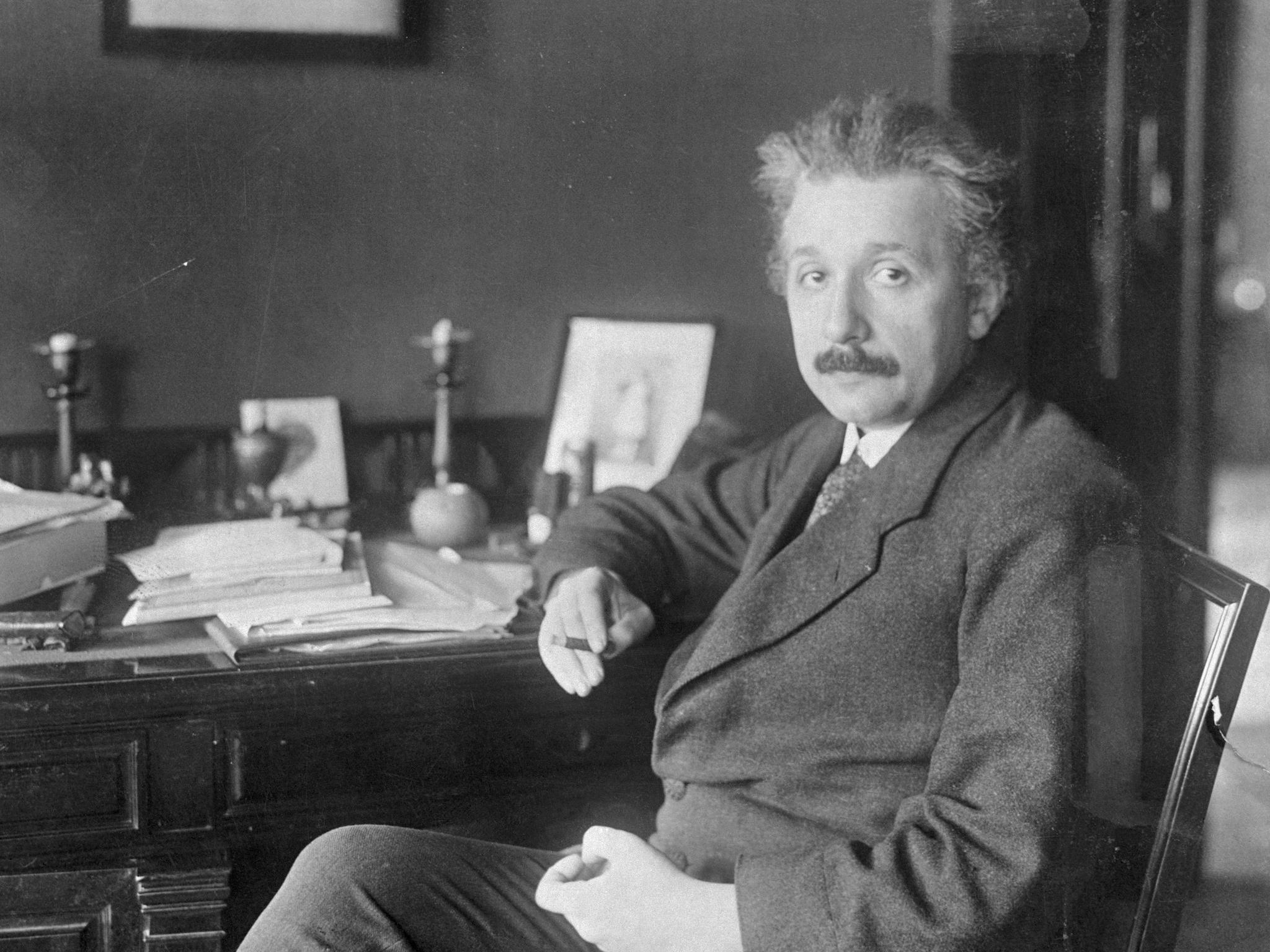 Известные всемирные физики. Великий физик Эйнштейн.