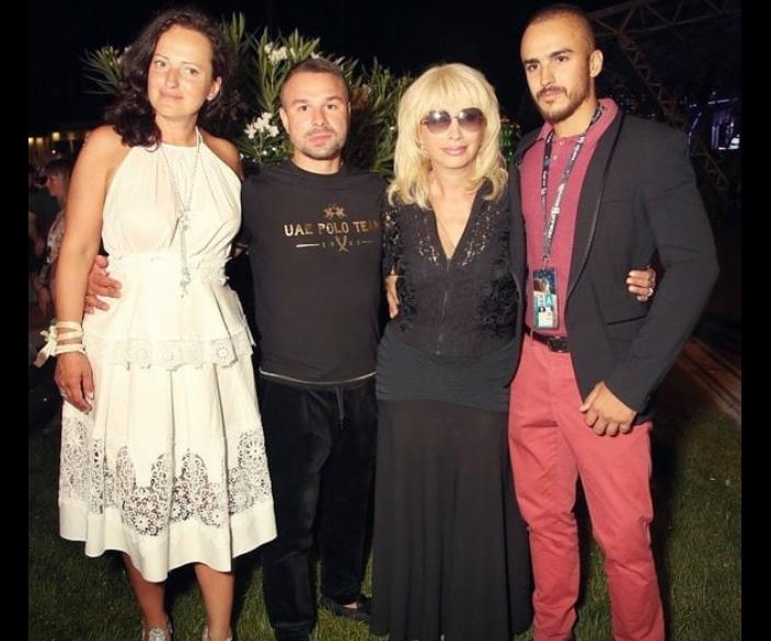 Взрослый внук Аллегровой восхищает фанаток 