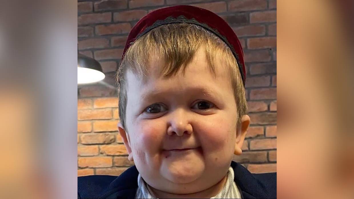 Дагестанский блогер Хасбик отшутился, отвечая на вопрос о дочери Марка Уолберга