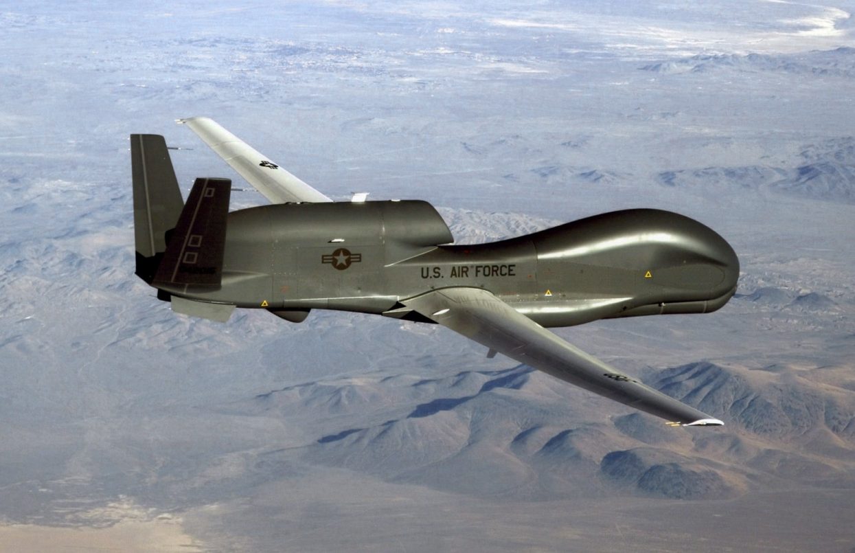 У берегов Крыма заметили два военных самолета США