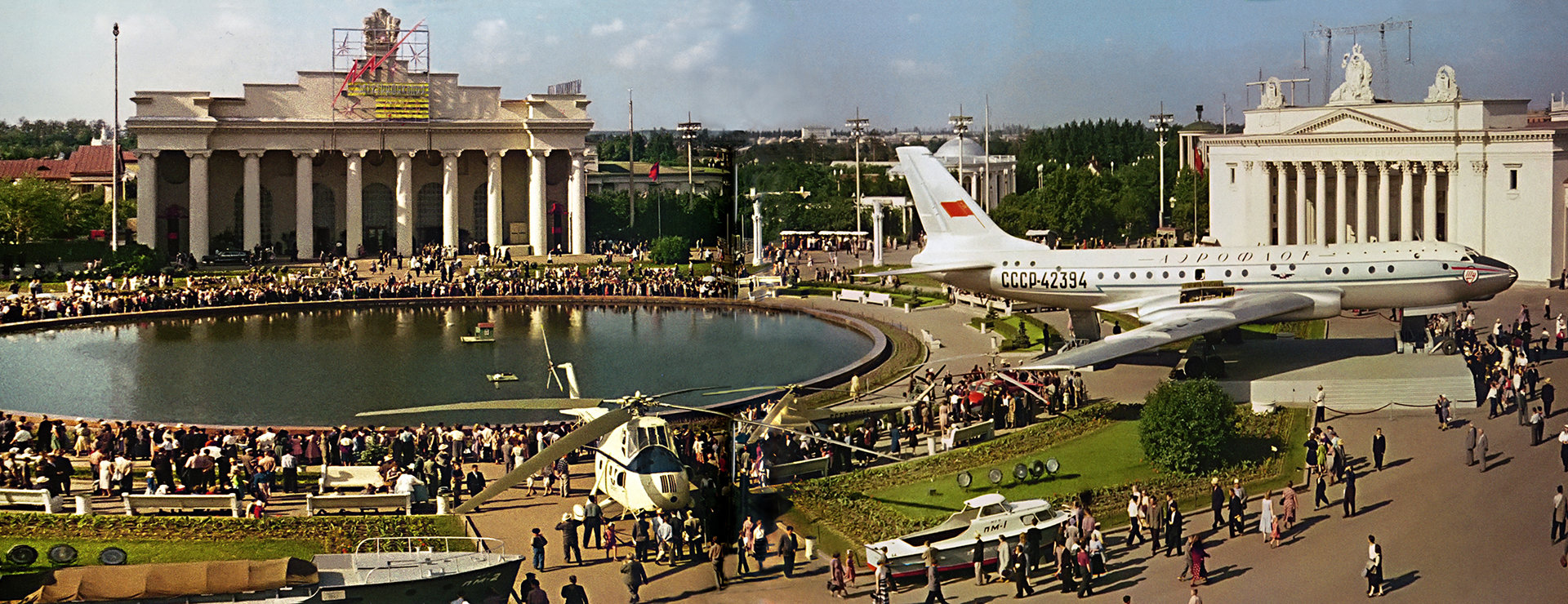 Открытие вднх. Открытие ВДНХ 1959. Юднх под. Фото ВДНХ 2000-Х годов. ВДНХ под землей.