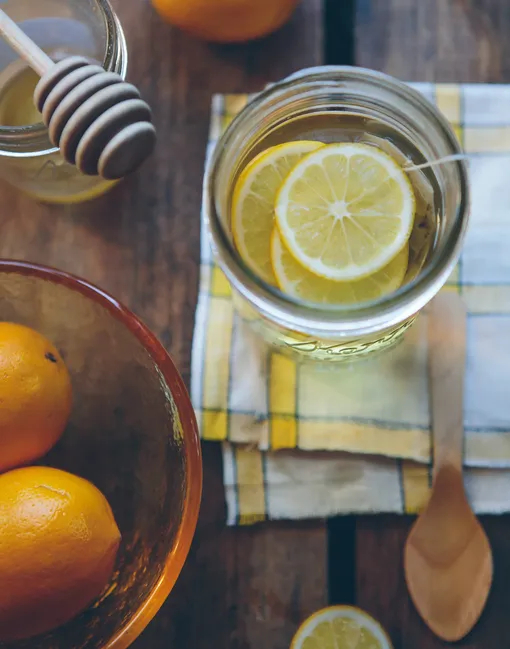 Насколько на самом деле полезна вода с лимоном? биология,еда,здоровье и питание,напитки