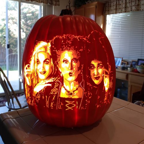 19 крутых идей для вырезания тыквы на Хэллоуин 19 крутых идей для вырезания тыквы на Хэллоуин