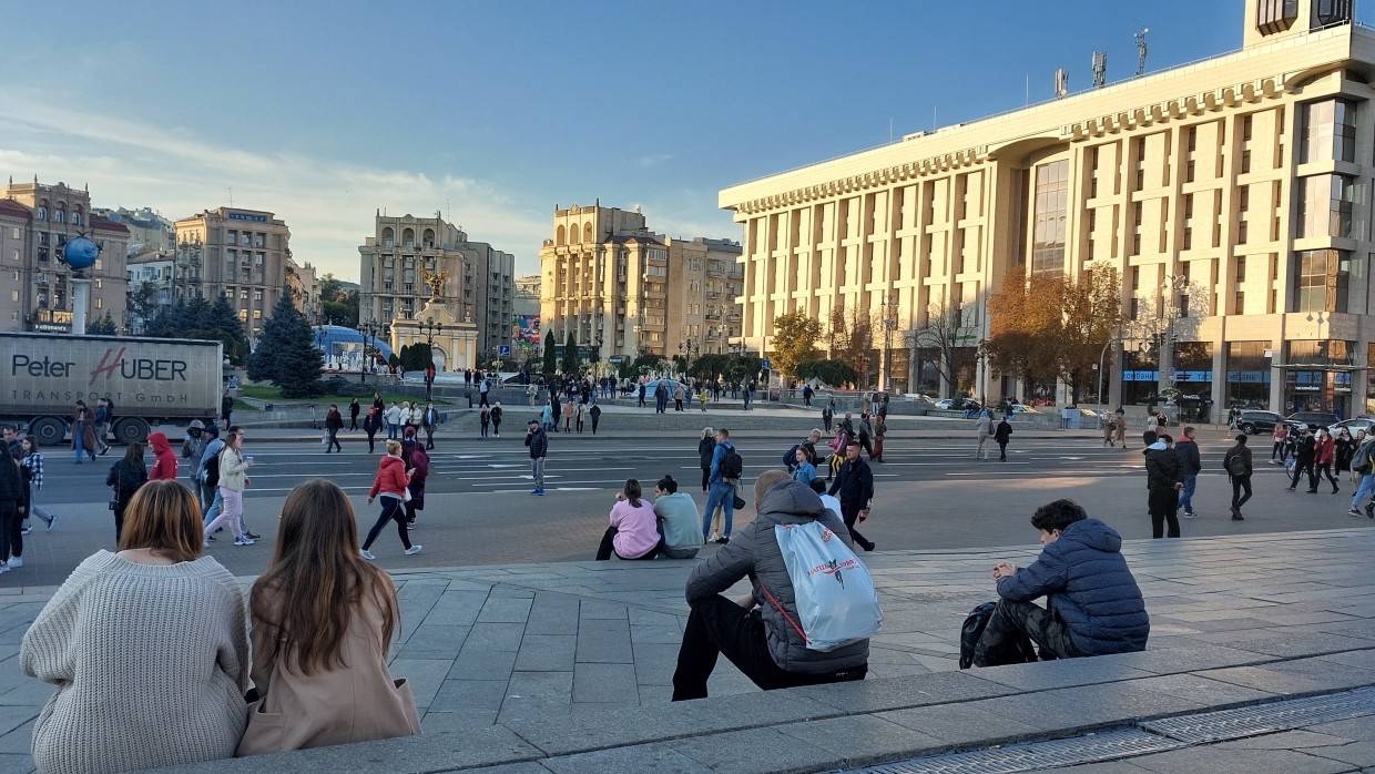 Жители киева с 482. Житель киева как называется. Жители украины. Житель киева как называется. Киевские жители.