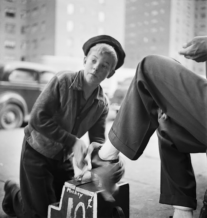 Shoe Shine Boy, 1940