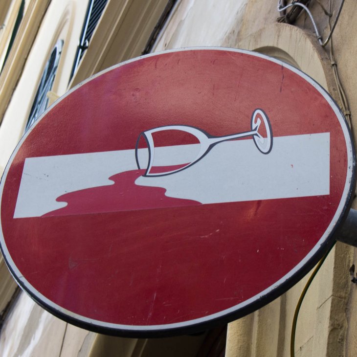 Необычный подход властей Флоренции к дорожным знакам Необычный подход властей Флоренции к дорожным знакам