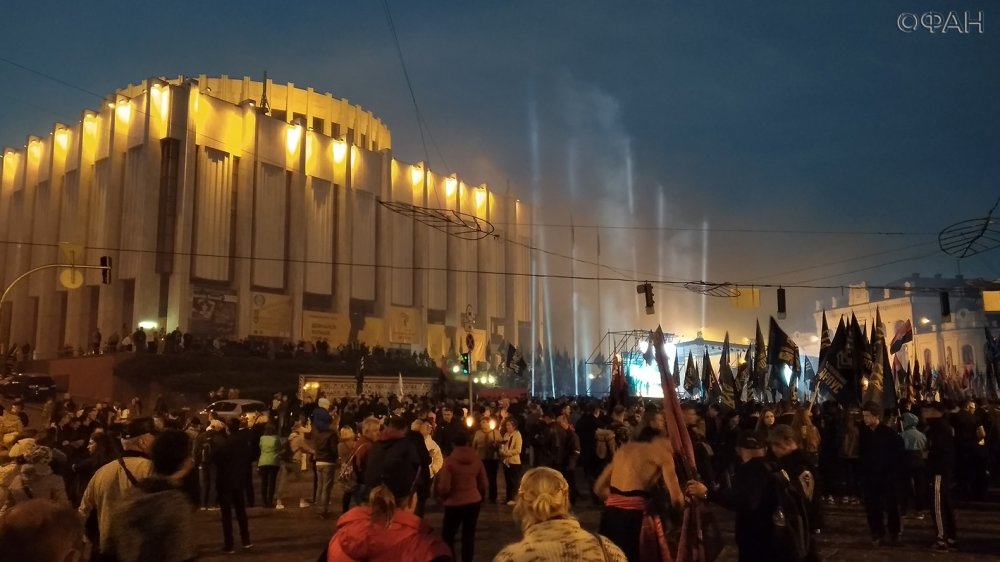 Киевская полиция задержала радикалов за попытку устроить погром в Киево-Печерской лавре