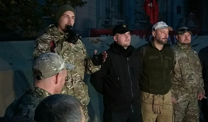 На Михомайдане Порошенко выдвинули ультиматум и угрожали судьбой Чаушеску