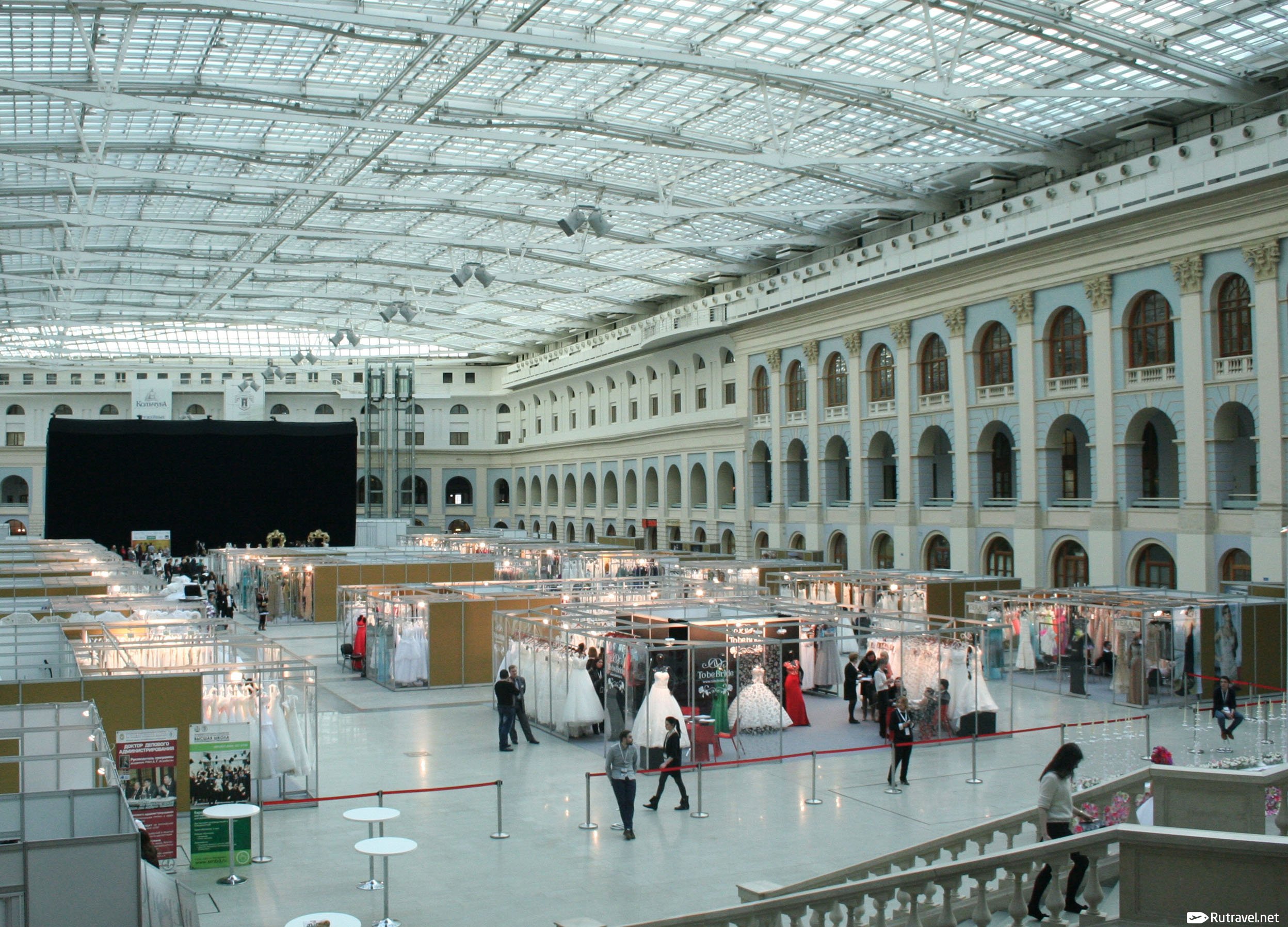 гостиный двор в санкт петербурге