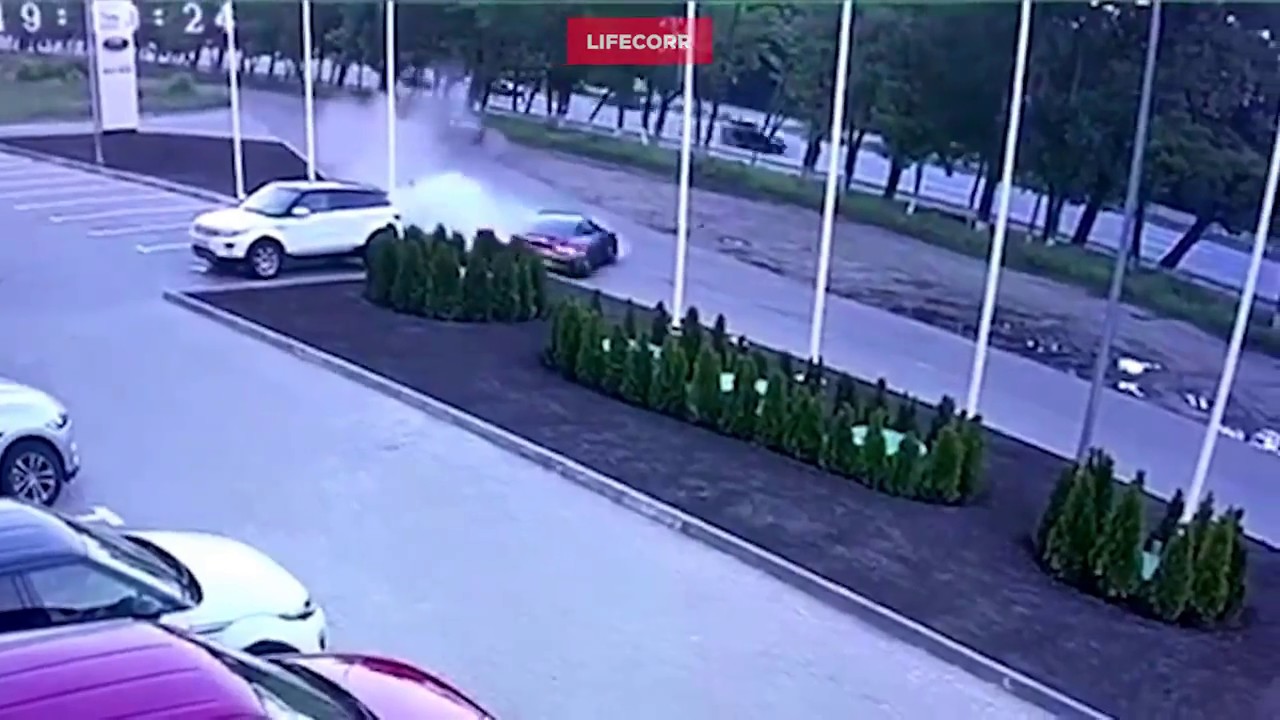 Картинки по запросу Парень разбил порш 18.5.2017 Ростов-на-Дону