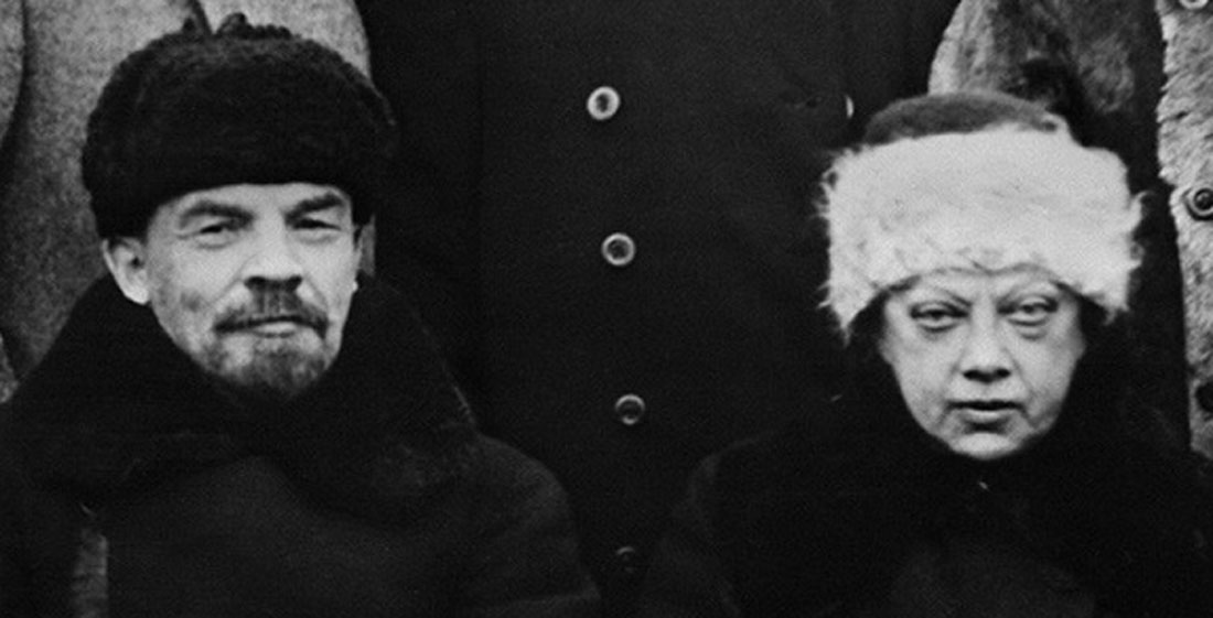 В России всего 4 памятника Ленину с Крупской, а Ленину с Горьким в 5 раз больше В России всего 4 памятника Ленину с Крупской, а Ленину с Горьким в 5 раз больше