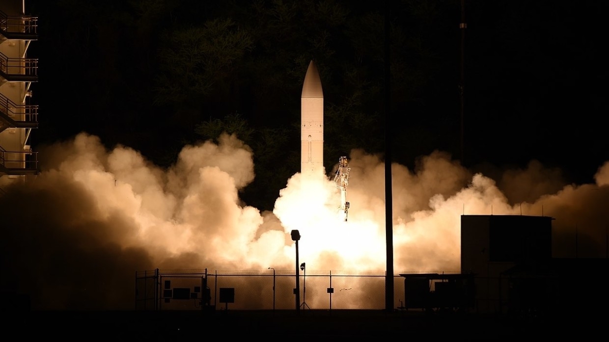 Пентагон передал американским военным опытную батарею гиперзвукового комплекса Dark Eagle