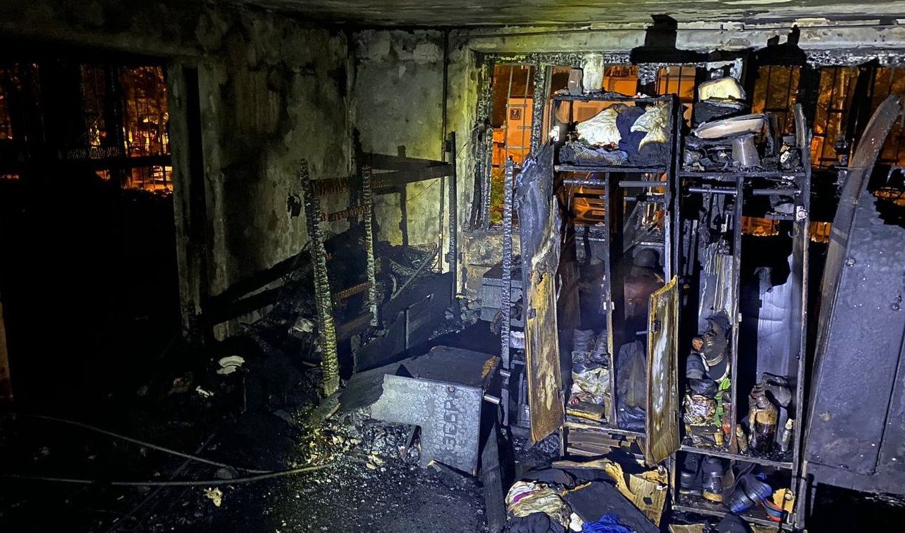 СК опубликовал фотографии сгоревшего хостела в Москве Происшествия