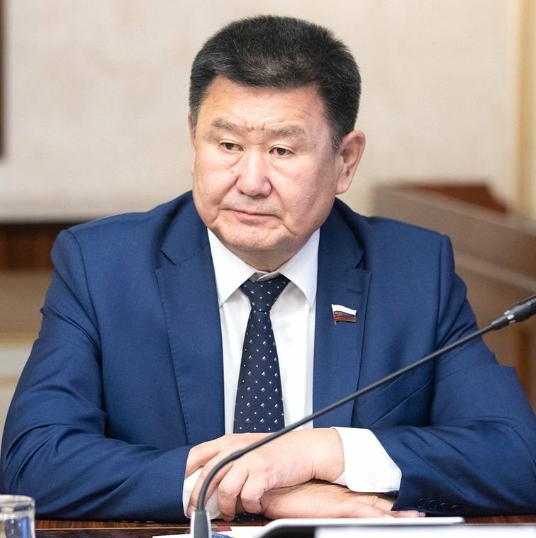 Сенатор Вячеслав Мархаев призвал ввести режим ЧС на территории России. Сенатор Вячеслав Мархаев призвал ввести режим ЧС на территории России. Политика