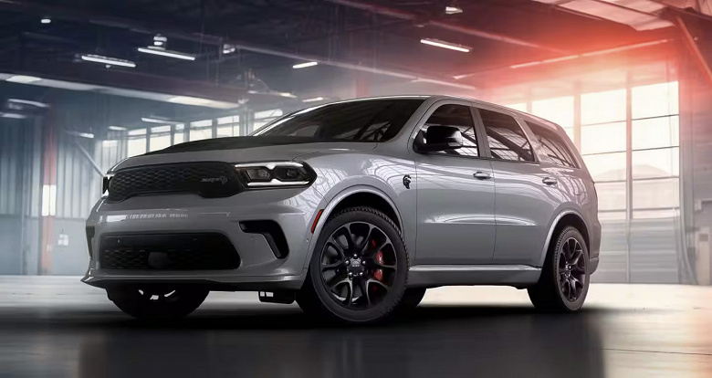  в Москве появился супермощный Dodge Durango SRT Hellcat 2025 с компрессорным V8 — его продают
