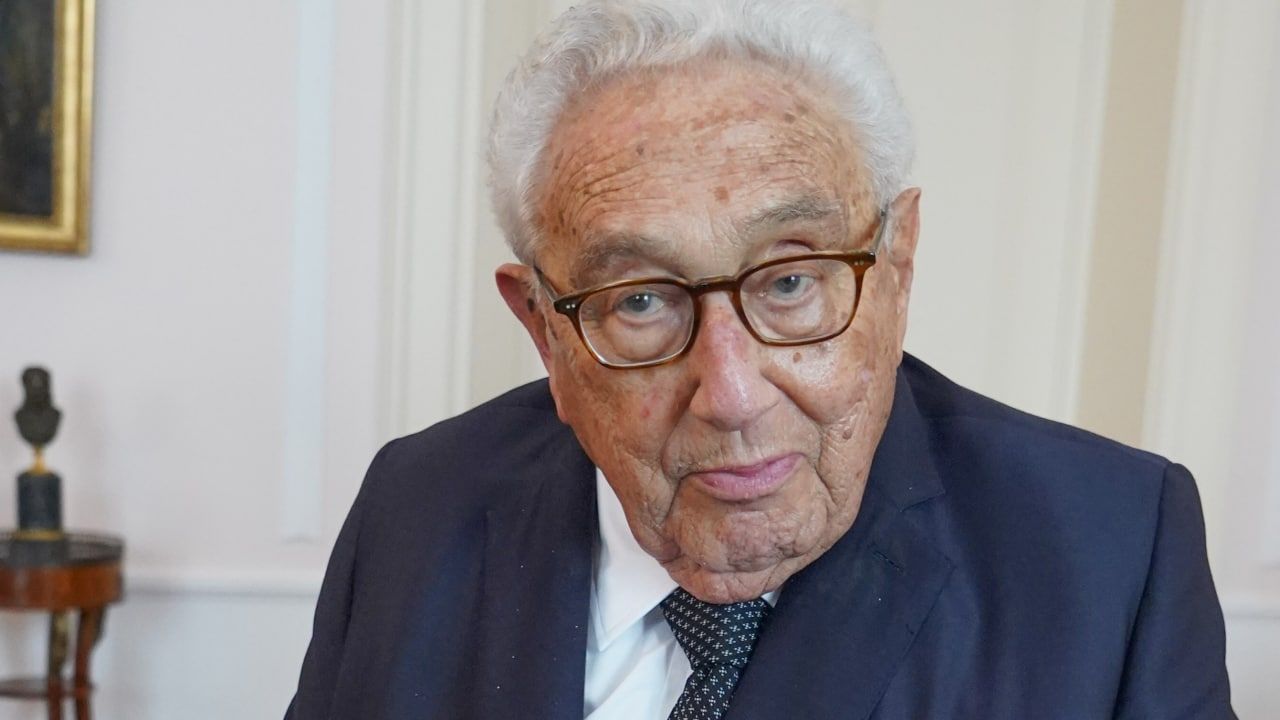 Киссинджер предупредил о риске эскалации конфликта при затягивании украинского кризиса