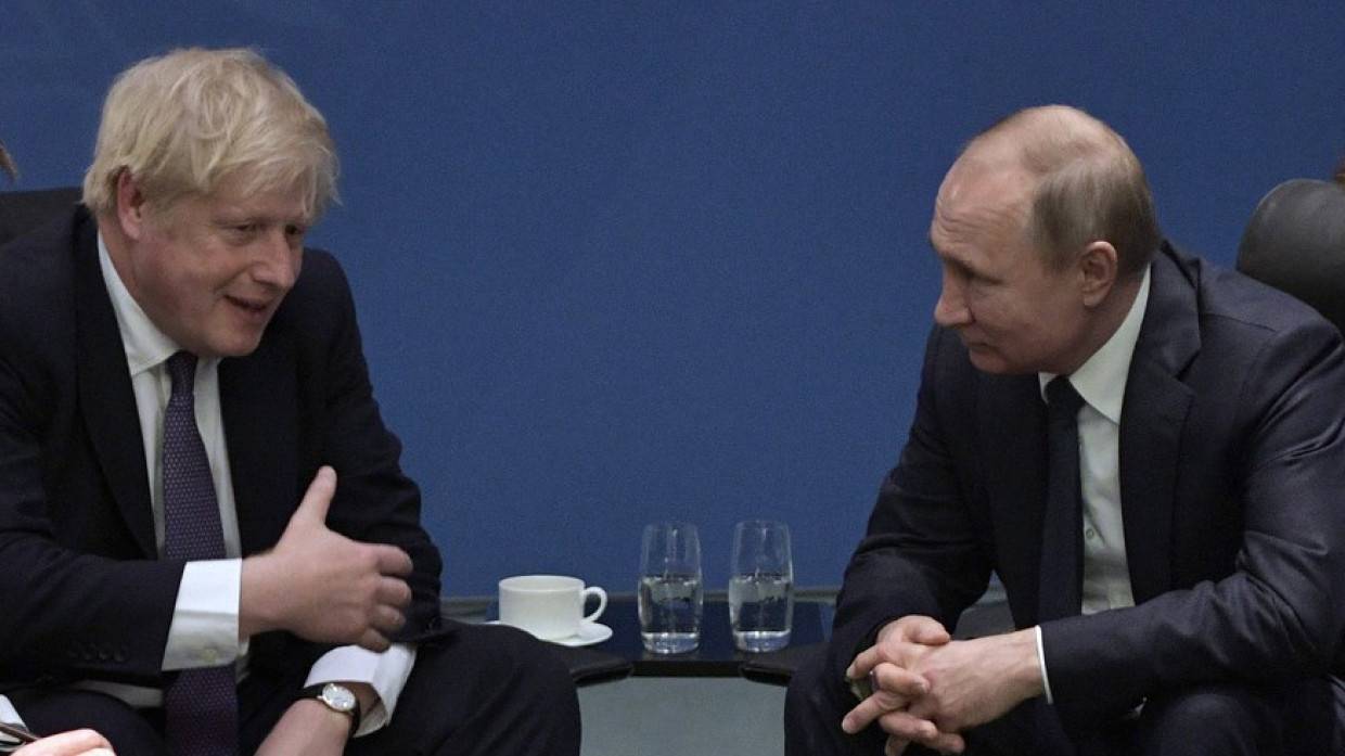 Путин и британский премьер Джонсон обсудили по телефону отношения Москвы и Лондона