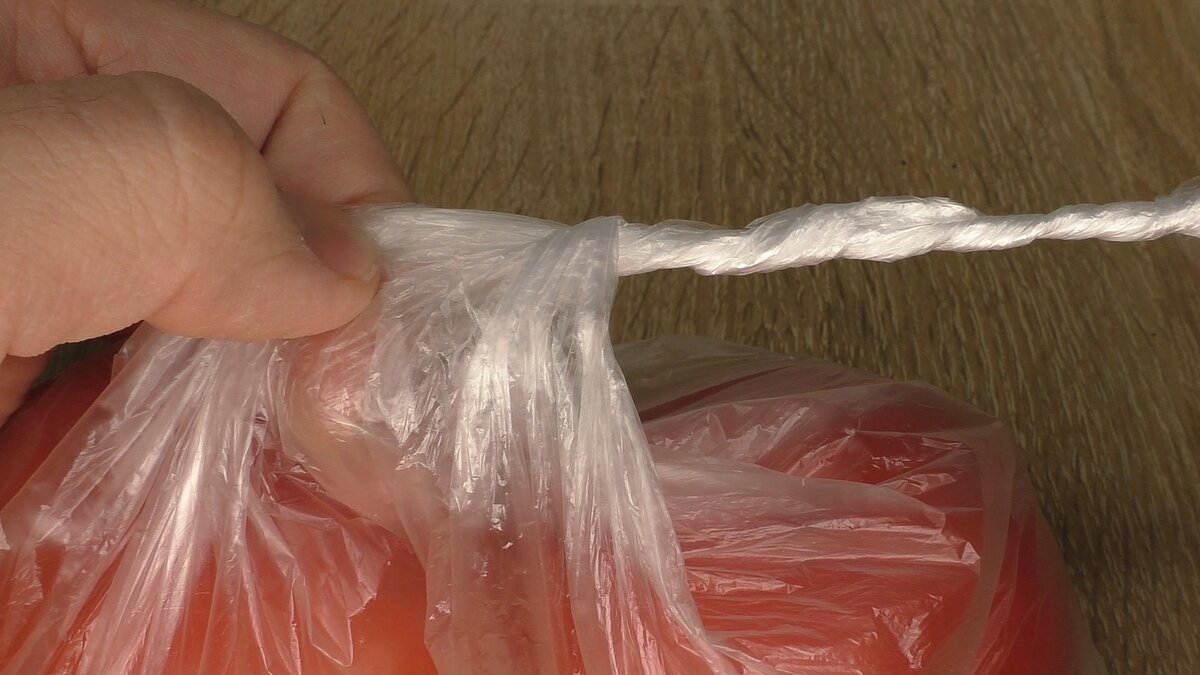 Как распутать узелки на волосах