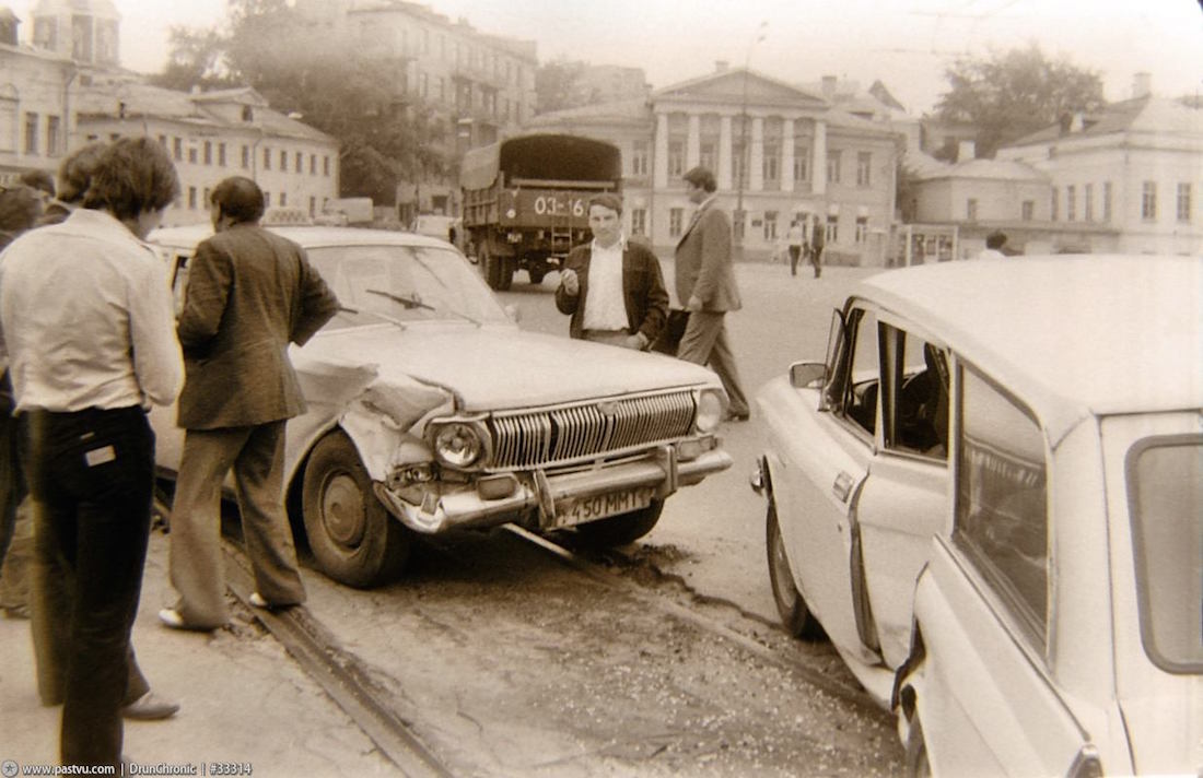 Прогулка по Москве 1984 года Прогулка по Москве 1984 года